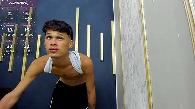 Snapshot of Just_D4v7 chatting on 10-11-25, 07:34 Just D4v7 online show from 10-11-25, 07:34