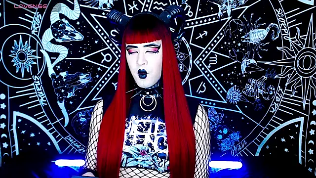 naomi satan online show from 10-28-25, 12:47