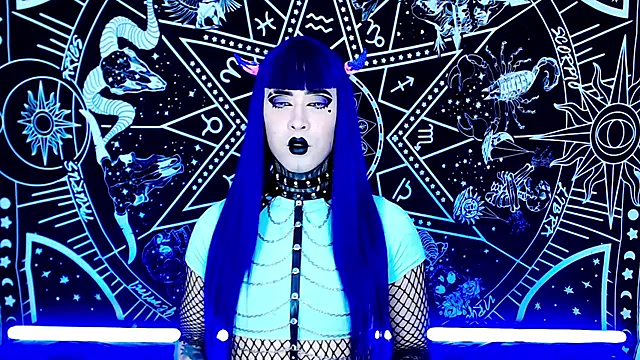 naomi satan online show from 11-25-25, 12:21