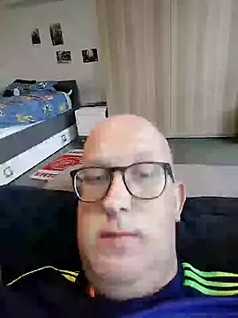 geilerd122 online show from 10-07-25, 04:37