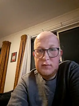 geilerd122 online show from 02-10-26, 05:50