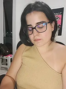 CutteGirl99 online show from 09-12-25, 01:06