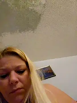 IvyPaige online show from 09-18-25, 01:51