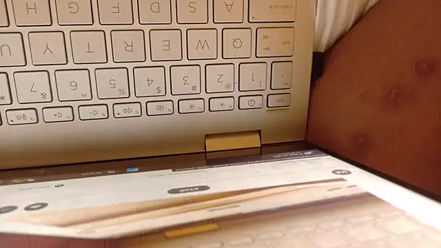 Dallasbest214 online show from 10-24-25, 06:54