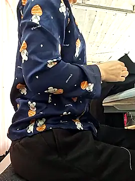 Snapshot of irina_hana chatting on 11-29-25, 12:57 irina hana online show from 11-29-25, 12:57