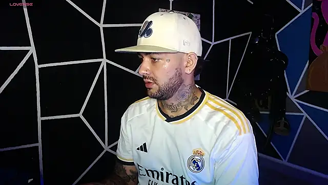 nicolastorres99 online show from 11-04-25, 02:43