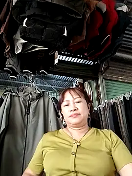 Snapshot of Baby-ladysweets20 chatting on 09-12-25, 12:55 Baby-ladysweets20 online show from 09-12-25, 12:55