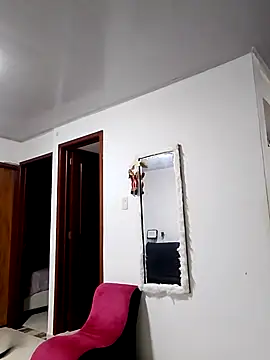 Alisson Milf online show from 10-13-25, 02:11