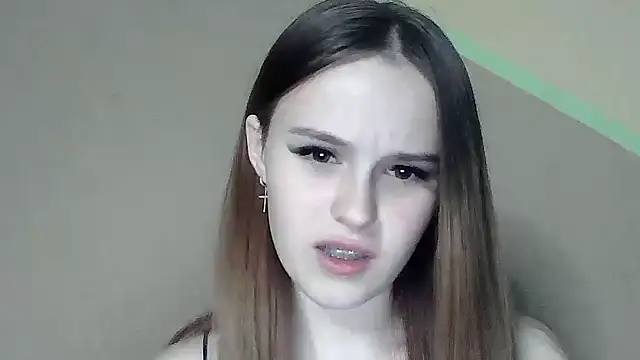 SweetLoraa online show from 09-27-25, 06:02