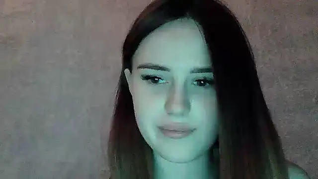 SweetLoraa online show from 02-12-26, 05:52