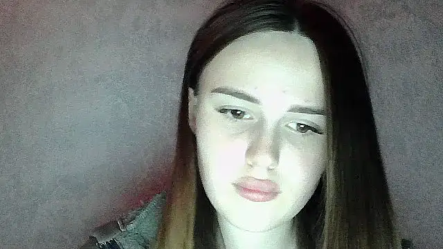 SweetLoraa online show from 05-31-26, 06:31