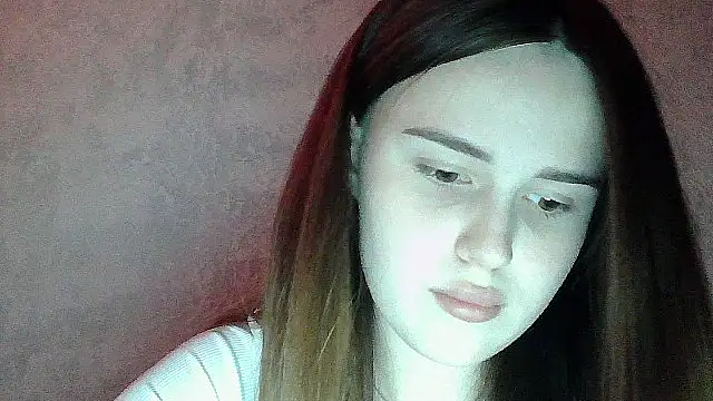 SweetLoraa online show from 06-07-26, 06:11