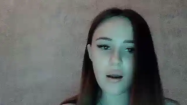 SweetLoraa online show from 06-12-26, 05:45