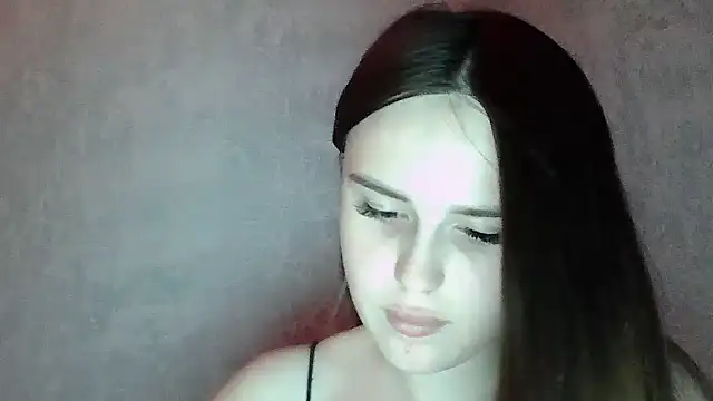 SweetLoraa online show from 07-18-26, 11:30