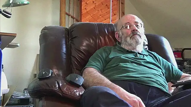 janzer13 online show from 11-29-25, 02:20