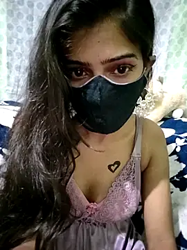 Snapshot of Crystil_love-21 chatting on 09-23-25, 05:43 Crystil love-21 online show from 09-23-25, 05:43