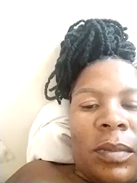 Snapshot of _bev chatting on 02-24-26, 11:19 bev online show from 02-24-26, 11:19