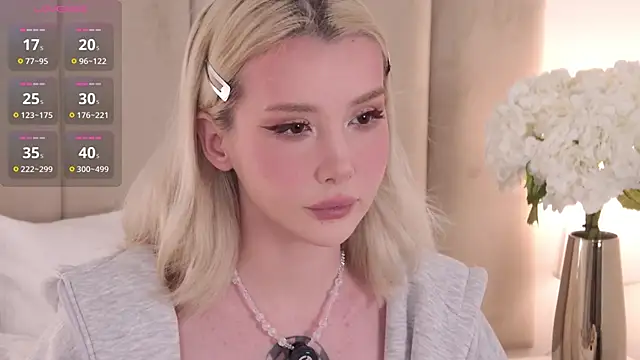 Snapshot of Nesolla chatting on 09-09-25, 10:26 Nesolla online show from 09-09-25, 10:26