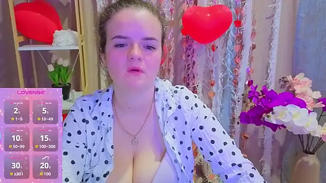 Luisa Rosee online show from 02-13-26, 08:16