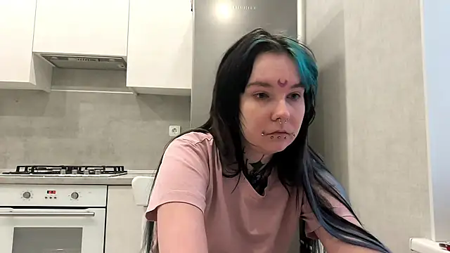 HighelikeGirl online show from 01-12-26, 07:02