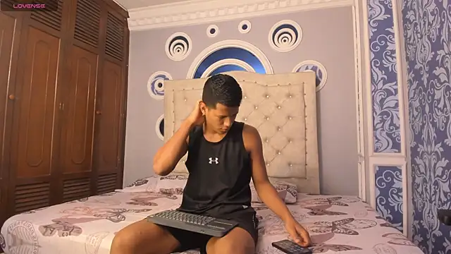 KingStark  online show from 11-01-25, 12:51