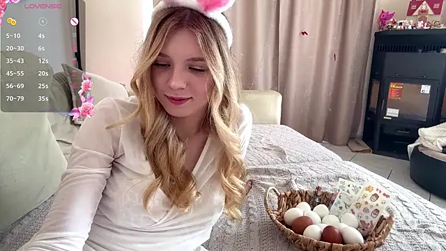 FruityXo online show from 04-05-26, 12:02