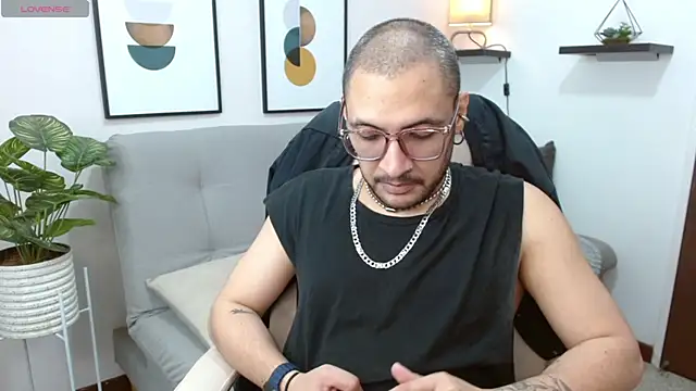   Damian    online show from 10-22-25, 12:55