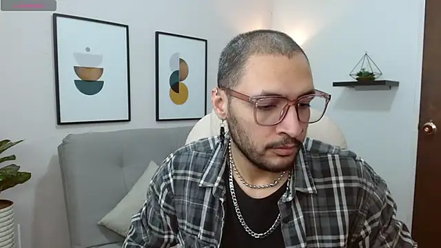   Damian    online show from 11-04-25, 11:26