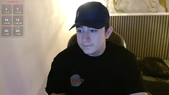 Lancelot 19 online show from 10-15-25, 04:34