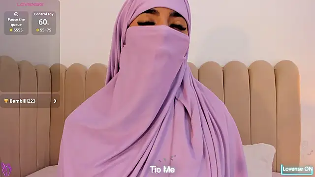 Snapshot of Jasmin_hamdan chatting on 10-04-25, 12:14 Jasmin hamdan online show from 10-04-25, 12:14