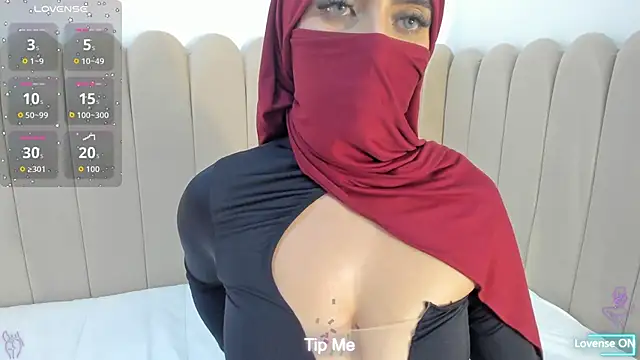 Snapshot of Jasmin_hamdan chatting on 10-09-25, 10:19 Jasmin hamdan online show from 10-09-25, 10:19