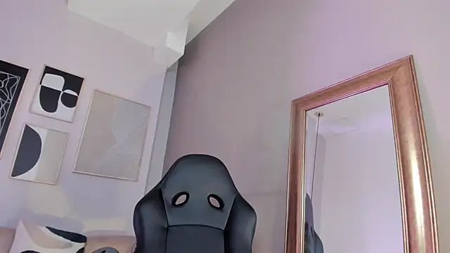 marie bass online show from 04-07-26, 01:44