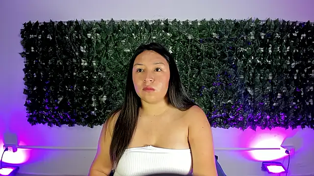 BellaRoux1 online show from 03-05-26, 12:23