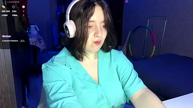 LauretteRagar online show from 11-04-25, 05:34