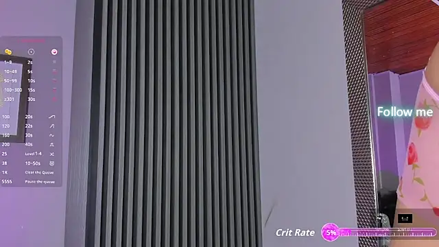 Snapshot of lunavelvet15 chatting on 10-24-25, 12:23 lunavelvet15 online show from 10-24-25, 12:23