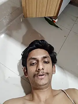 Snapshot of yung_cplz chatting on 10-01-25, 06:58 yung cplz online show from 10-01-25, 06:58