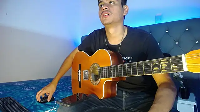 Charlie Cock  online show from 11-13-25, 04:00