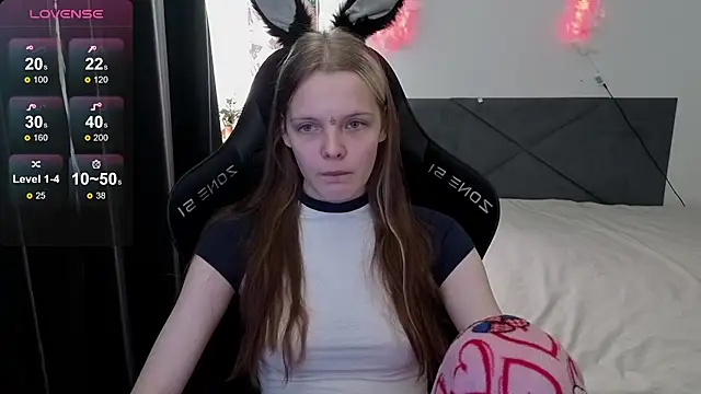 Luna Navy online show from 09-13-25, 09:42