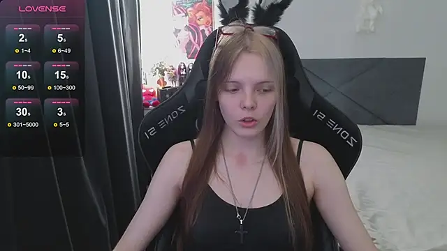 Luna Navy online show from 09-28-25, 08:31