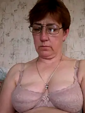 Snapshot of MeryLive59011 chatting on 05-18-26, 04:35 MeryLive59011 online show from 05-18-26, 04:35