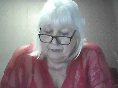 Alexia64231 online show from 04-18-26, 01:37