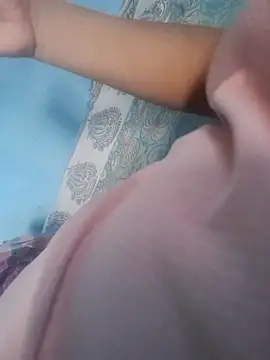 Bhabi-Hot0 online show from 09-19-25, 06:04