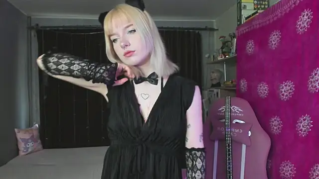 godlikegirlyy online show from 09-20-25, 12:28