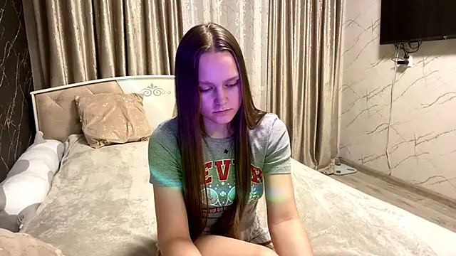 SoSweetGirl online show from 11-04-25, 01:10