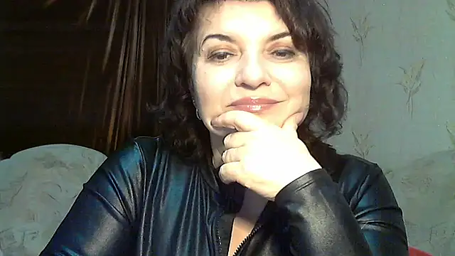 Snapshot of LedyNika chatting on 10-22-25, 06:18 LedyNika online show from 10-22-25, 06:18