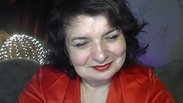 Snapshot of LedyNika chatting on 11-18-25, 07:29 LedyNika online show from 11-18-25, 07:29