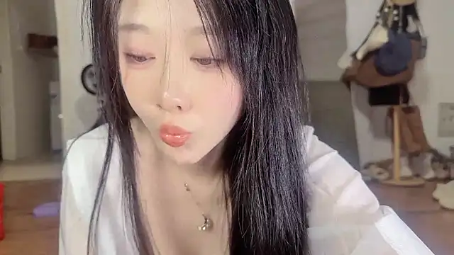 Snapshot of Puppy-520 chatting on 09-15-25, 01:55 Puppy-520 online show from 09-15-25, 01:55