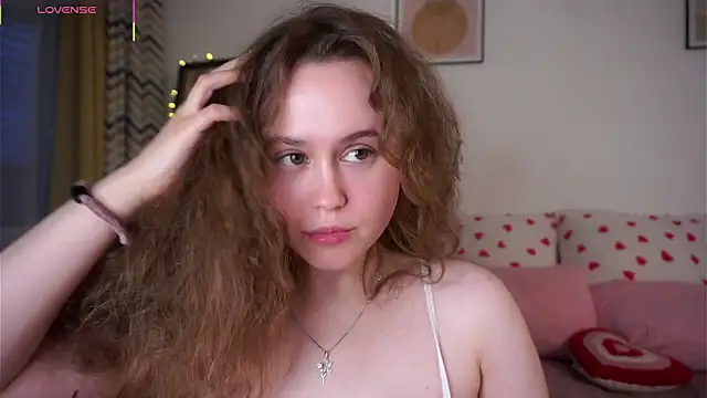 SusannaScholler online show from 06-17-26, 12:02