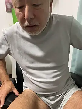 gholly2007 online show from 09-14-25, 06:07