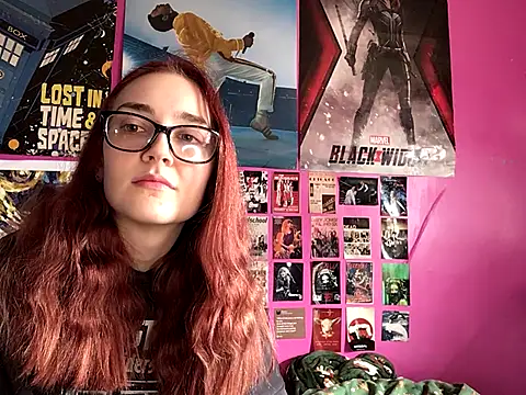 Snapshot of ivysplayhouse chatting on 10-05-25, 12:03 ivysplayhouse online show from 10-05-25, 12:03